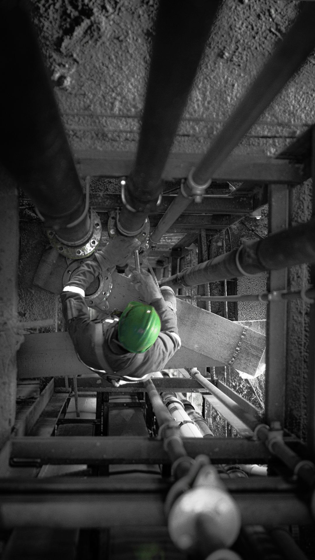 Professional in Installatietechniek & Gebouwtechniek aan het werk